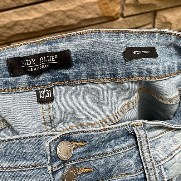 JUDY BLUE Tummy Control High waisted wide crop double button cropped jeans 13 31 - Picture 9 of 12